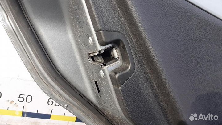 Дверь задняя левая Mercedes-Benz C-Class