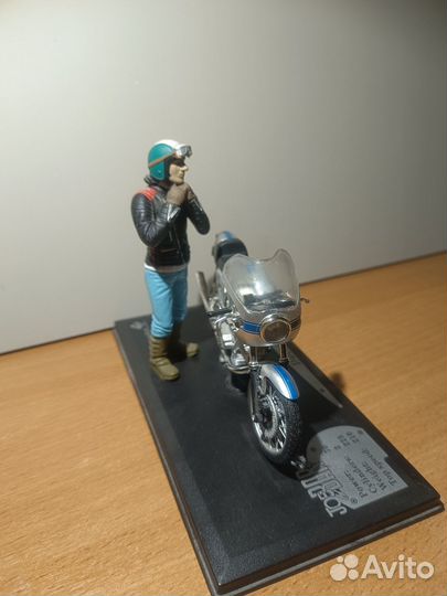 Модель мотоцикла Solido Ducati 900 SS