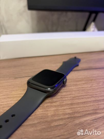 Apple watch SE 2020 44mm