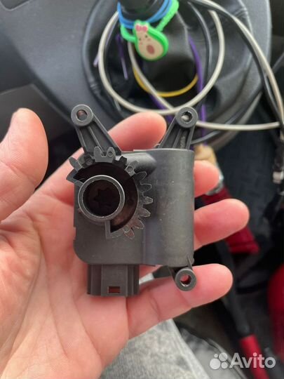 Моторчик заслонки печки skoda octavia a7