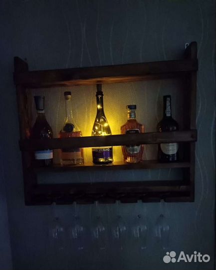 Деревянная полка (для вина)