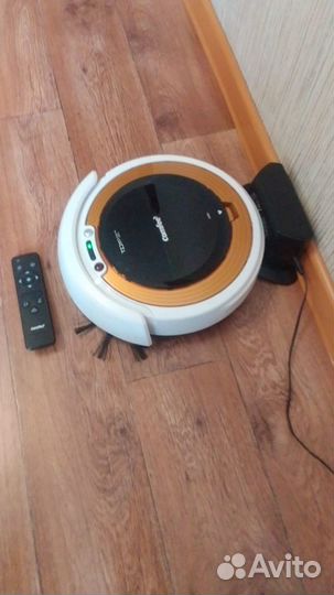 Робот пылесос Comfee