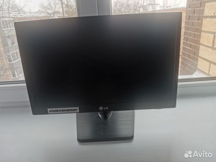 Монитор lg flatron e 1942