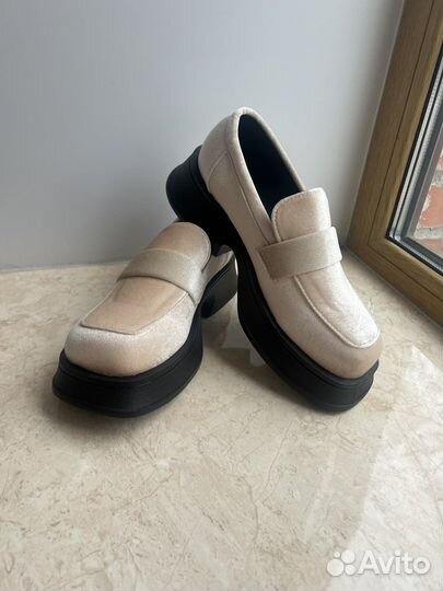 Туфли на массивной подошве