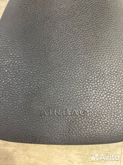 Заглушка аирбаг передняя левая Mercedes-Benz