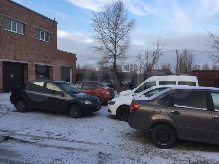Здание, 973 м²