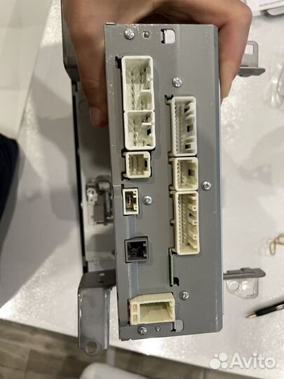 Штатная магнитола на toyota rav4 86140-0R220