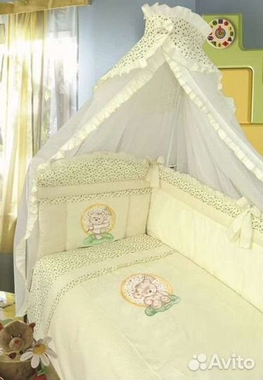 Бортики и балдахин