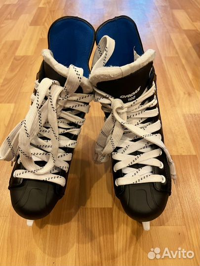 Коньки хоккейные