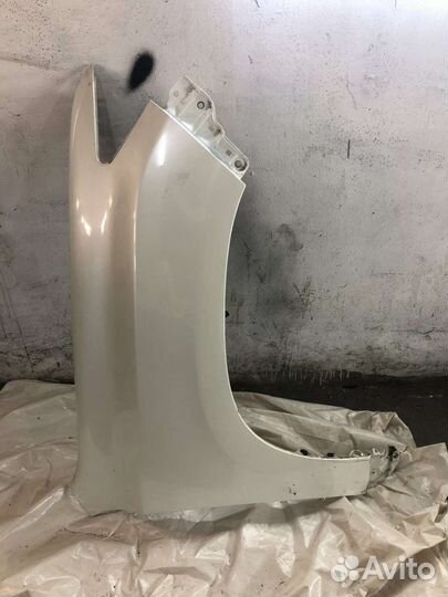 Крыло переднее правое Toyota land cruiser Prado