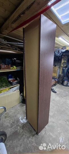 Шкаф пенал для ванной с корзиной бу