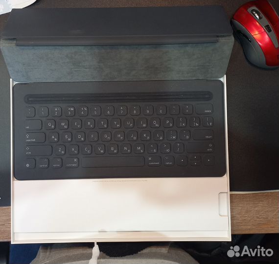 iPad pro smart keyboard