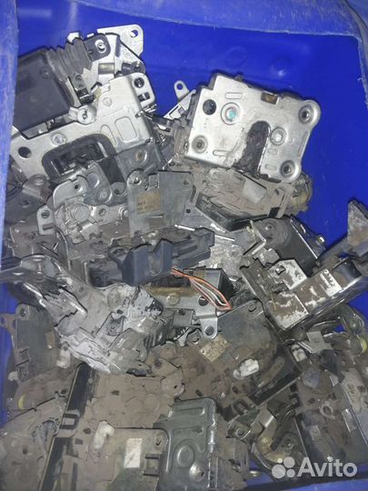 Замок рено Логан Сандеро Ларгус