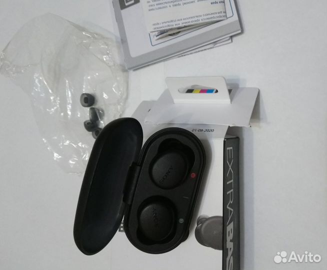 Bluetooth наушники Sony WF-XB700