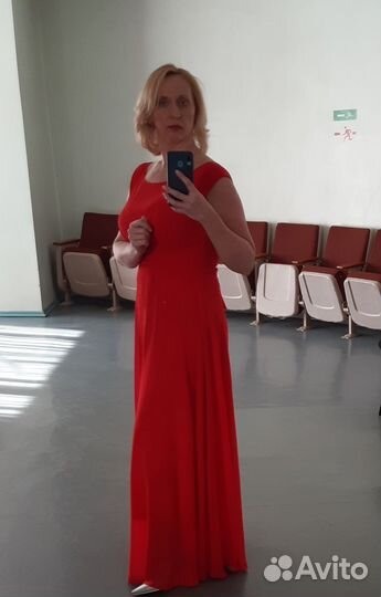 Платье вечернее