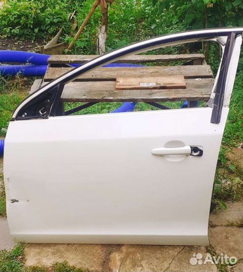 Дверь передняя левая Volvo s60 с 2010-2018