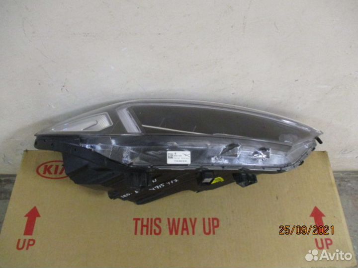 Фара правая Hyundai Tucson