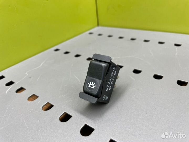 Кнопка света Mercedes W126 M116 3.8 1990