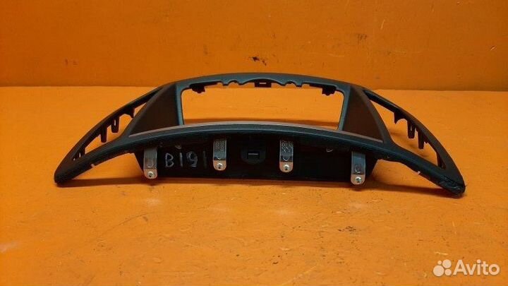 Накладка торпедо центральная Infiniti G35 V36 2008