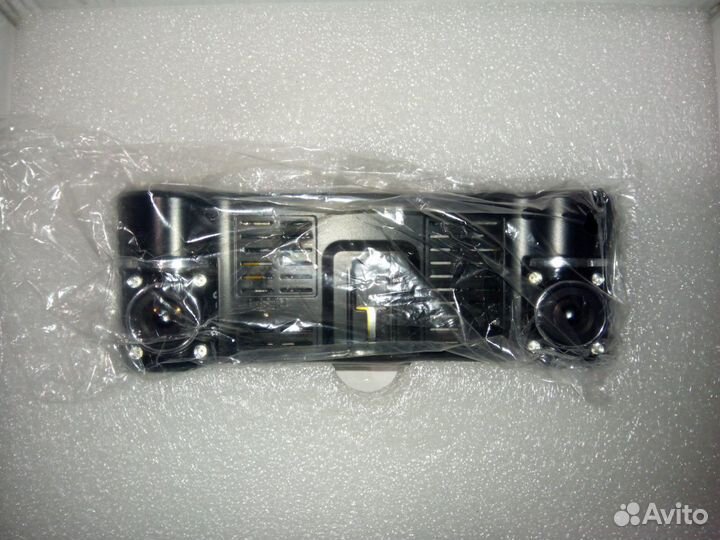 Видеорегистратор автомобильный с двумя камерами Ey