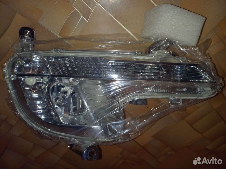 Противотуманная фара пежо 508