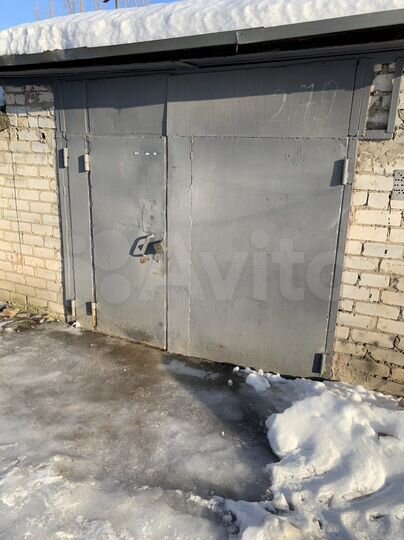 Гараж, > 30 м²