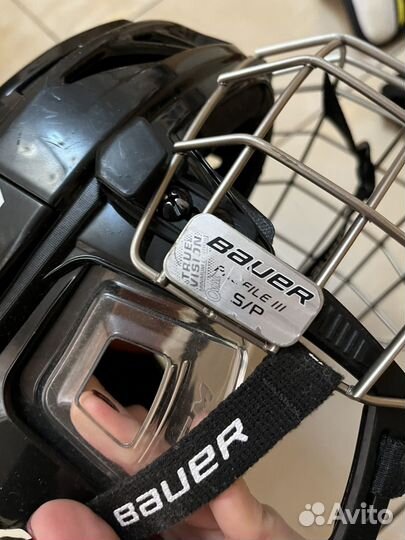 2 Хоккейных шлема 7-10 лет bauer