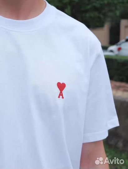 Футболка ami paris