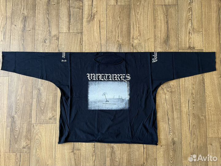 Оригинальный лонгслив black long t vultures