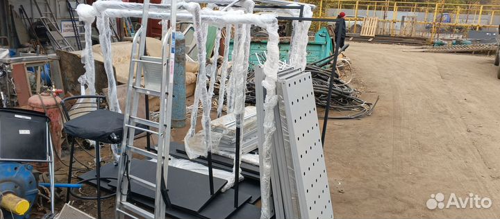 Рейлы для одежды