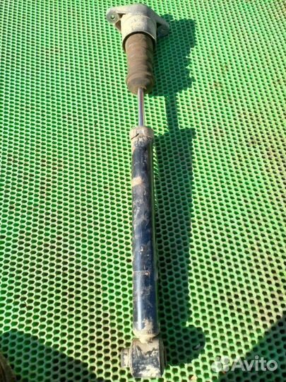 Стойка подвески Audi A6 C6 BYU