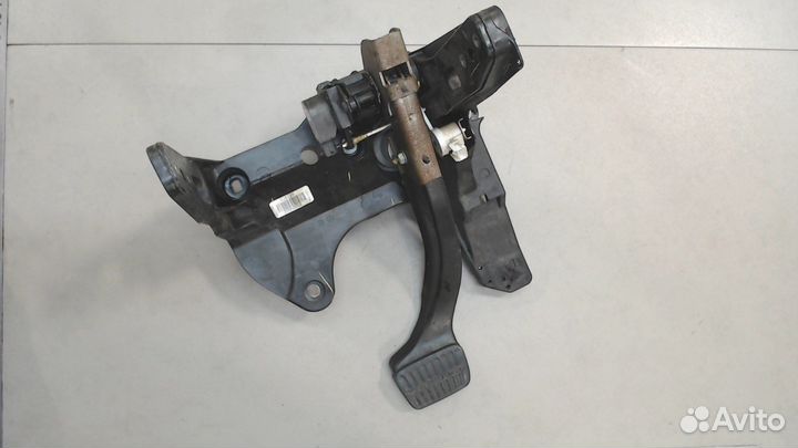 Педаль тормоза Chevrolet Volt, 2013