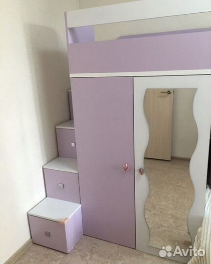 Детская кровать чердак со шкафом