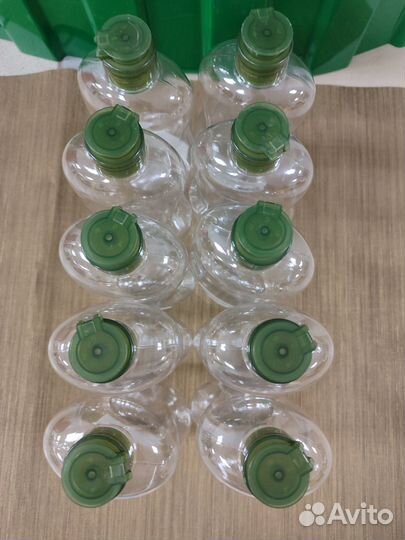 Новый флакон с крышкой