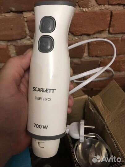 Блендер scarlett 700w