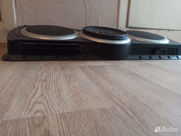 Сабвуфер со встроенным усилителем