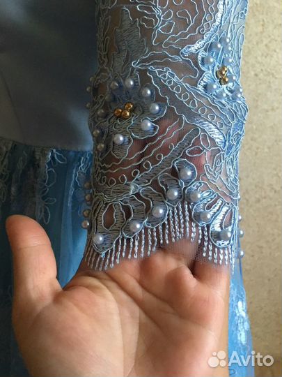 Платье вечернее