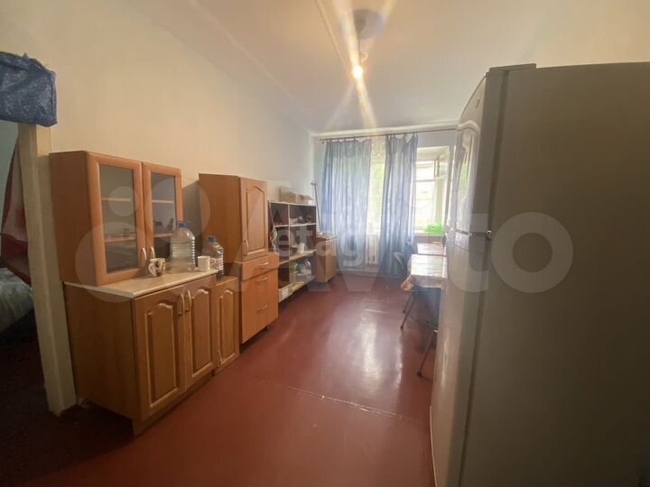 Комната 31,7 м² в 2-к., 2/3 эт.