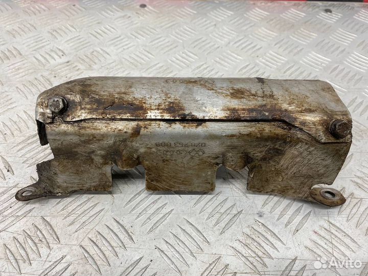 Б/У тепловой экран Audi A6 С5 ALF 2.4 1998