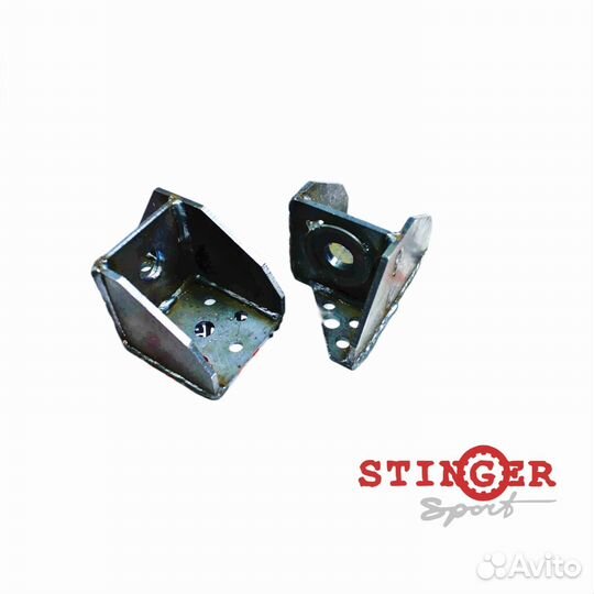 Кронштейн передних доп. амортизаторов Нива (2 шт)