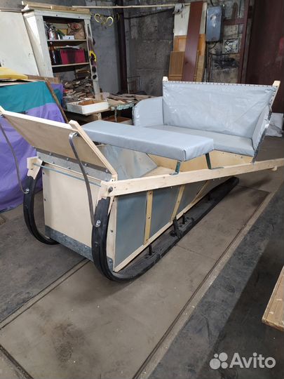 Сани для лошади