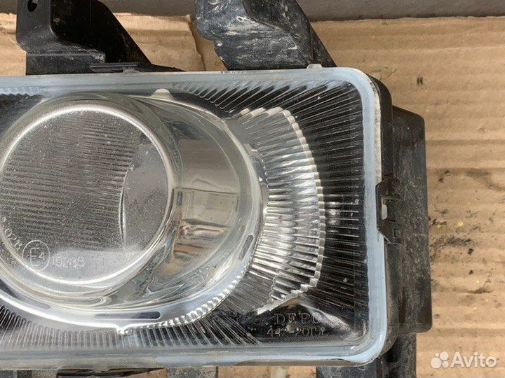 Фара противотуманная передняя левая Opel Astra H