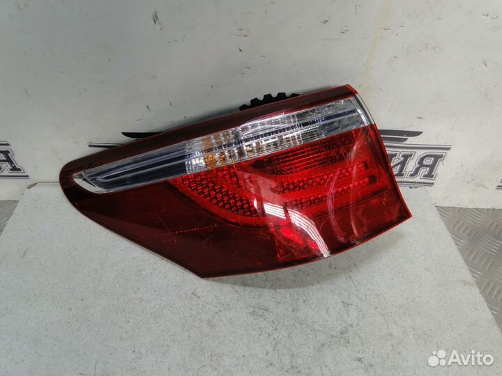 Фонарь задний левый Lexus LS600 2008