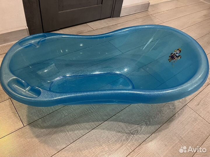 Ванночка для купания новорожденного