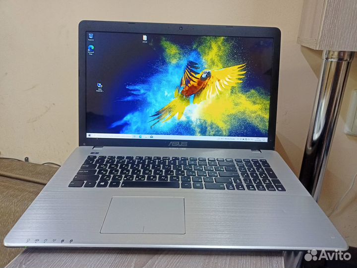 Asus 17.3/intel i7/озу 16gb