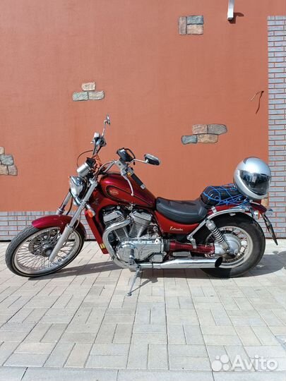 Мотоцикл Suzuki Intruder vs400
