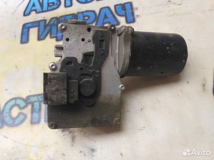 Моторчик стеклоочистителя передний Citroen C4 II О