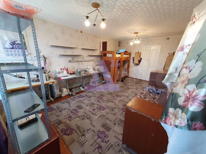 Комната 20 м² в 4-к., 5/5 эт.