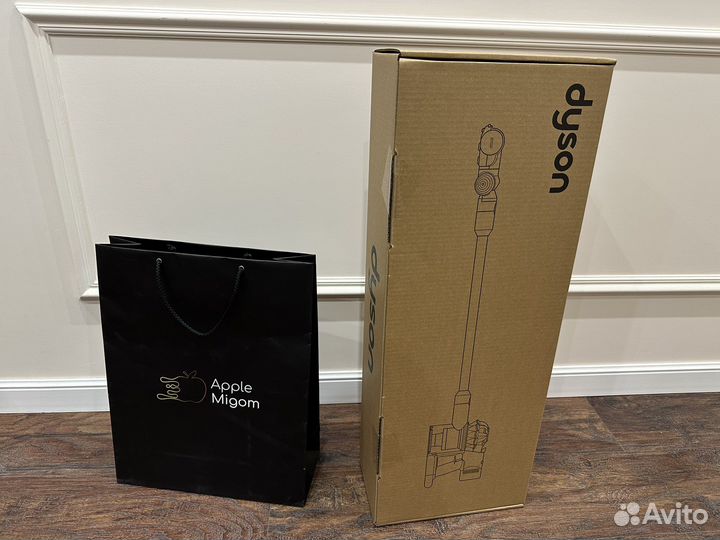 Пылесос Dyson V8 Absolute