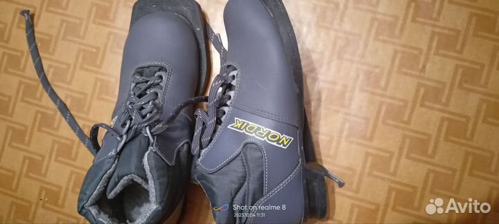 Ботинки лыжные в хорошем состоянии 34 размер